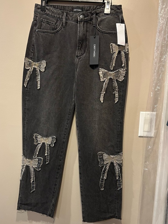 DRIFTWOOD Denim - Driftwood Royce What Fun Stretch Denim Patchwork 3D Bow Straight Leg Ankle Jeans
